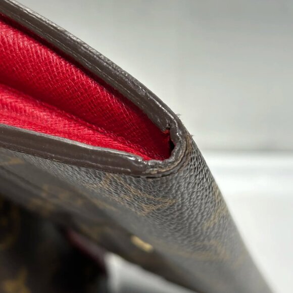 ✨Authentic Louis Vuitton Emilie Monogram Wallet WITH FREE Chain on Wallet - Picture 3 of 6